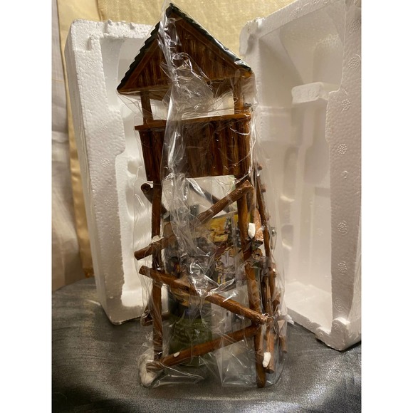 Dept 56 Village Accessory Village Lookout Tower 1999, Faux wood w snowy accents - Picture 9 of 11